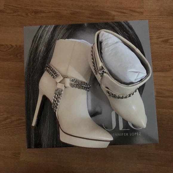 Jlo ‘Fhanzee’ Stiletto Boots - Picture 2 of 10